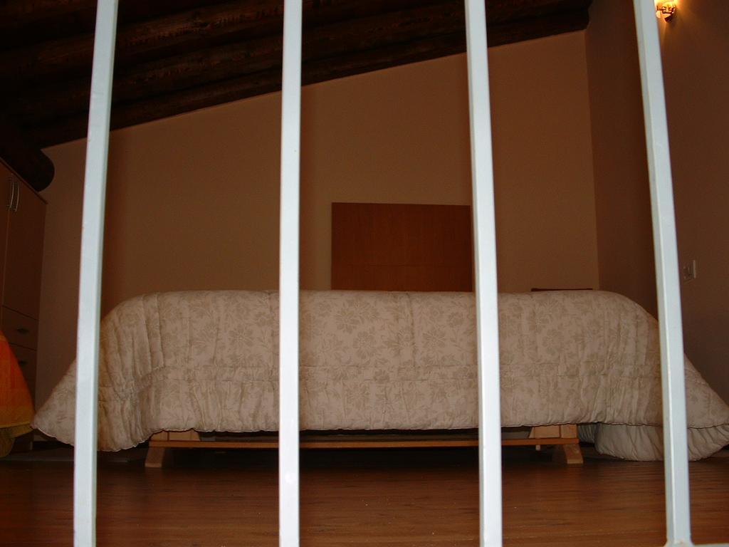 Agriturismo Lupo Bianco Monzambano Εξωτερικό φωτογραφία