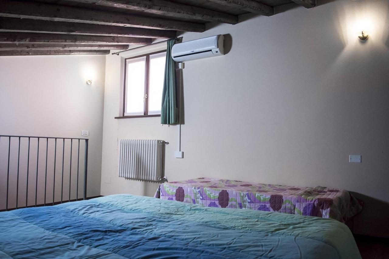 Agriturismo Lupo Bianco Monzambano Εξωτερικό φωτογραφία