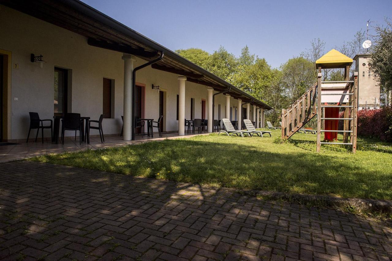 Agriturismo Lupo Bianco Monzambano Εξωτερικό φωτογραφία