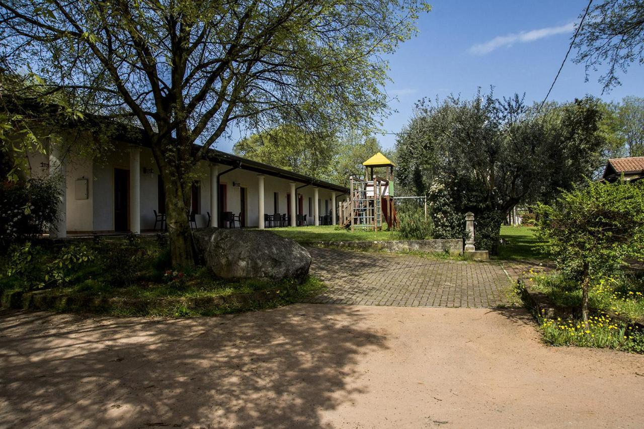 Agriturismo Lupo Bianco Monzambano Εξωτερικό φωτογραφία