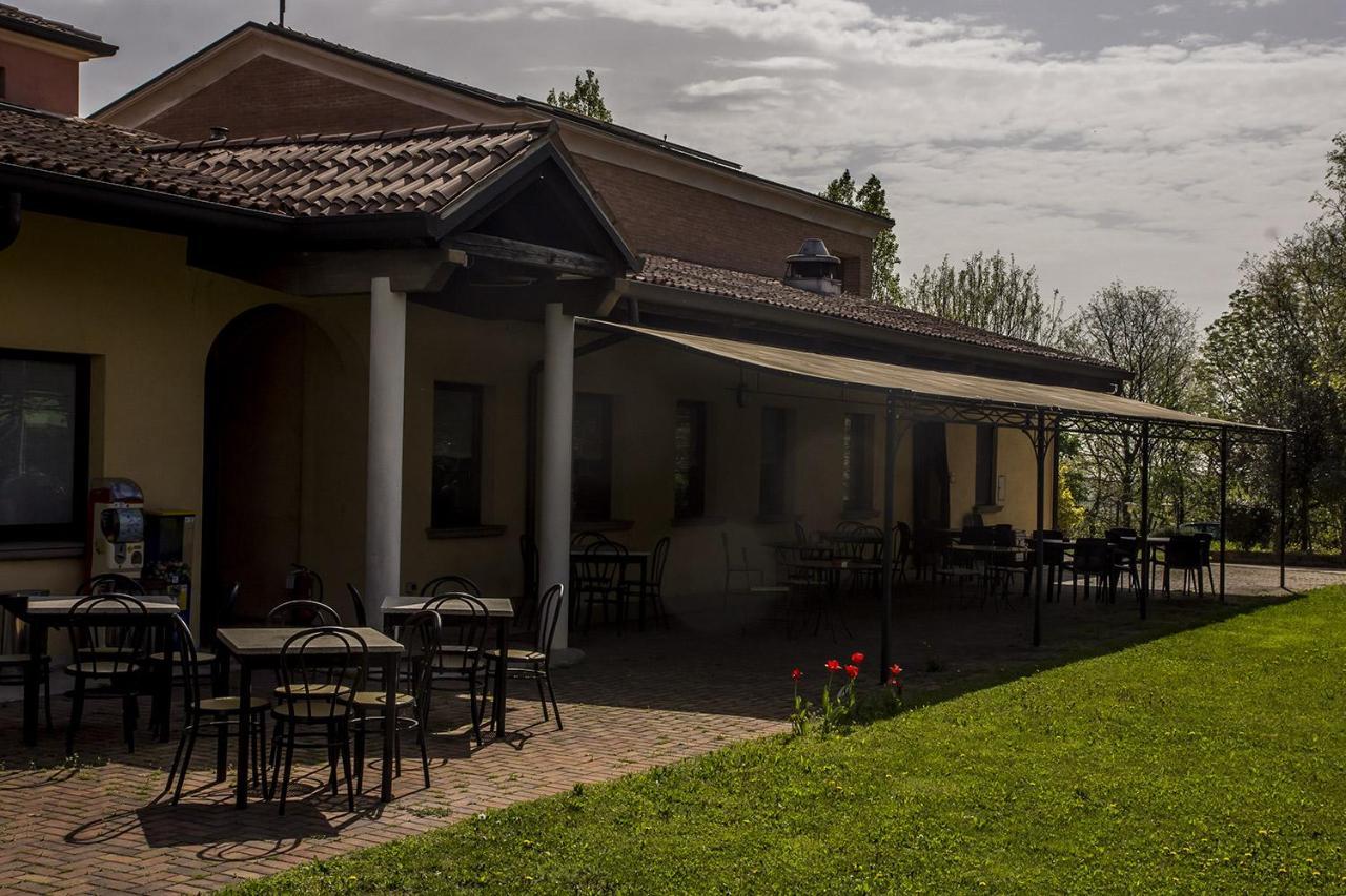 Agriturismo Lupo Bianco Monzambano Εξωτερικό φωτογραφία