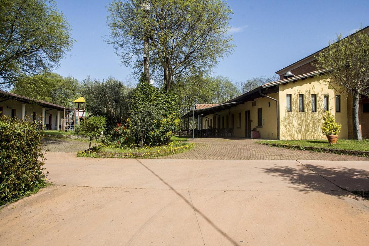 Agriturismo Lupo Bianco Monzambano Εξωτερικό φωτογραφία